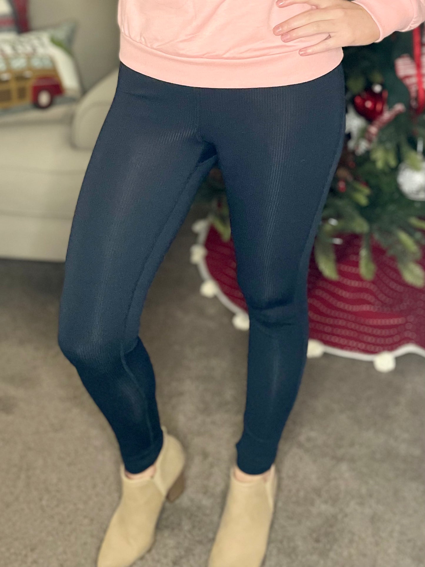 Keep Moving Ribbed High Waisted Leggings - Black